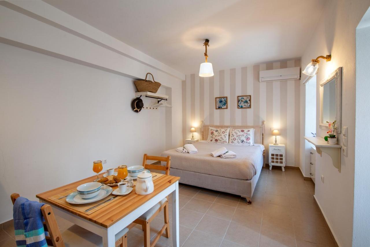 Apartment Sweet Dreams *